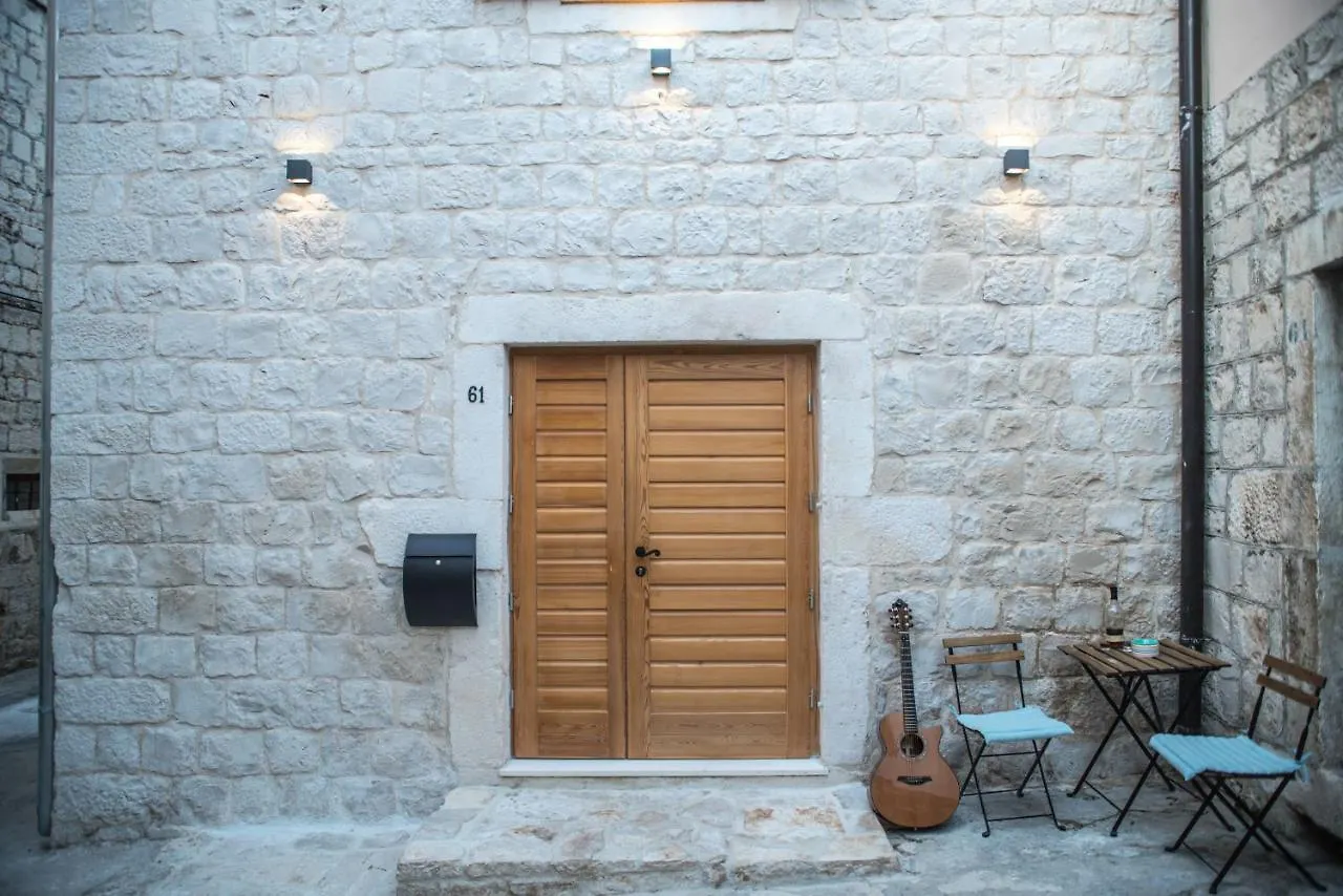 Aparthotel Limestone Heritage House Trogir