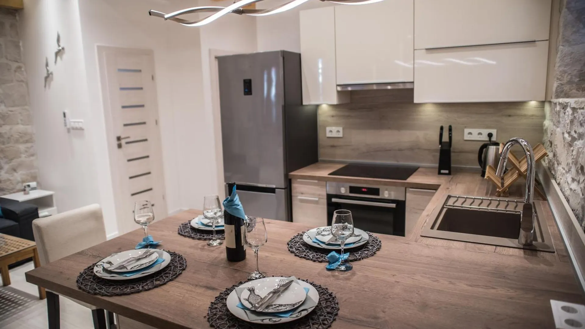 Limestone Heritage House Trogir Aparthotel